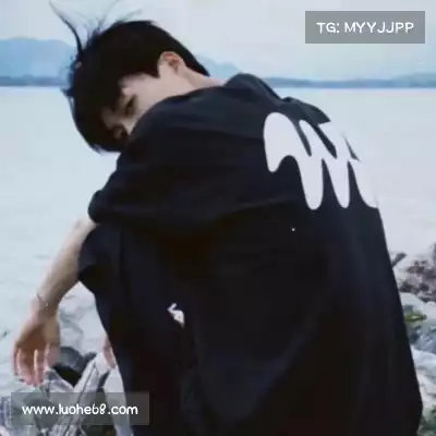 伏炼泰
